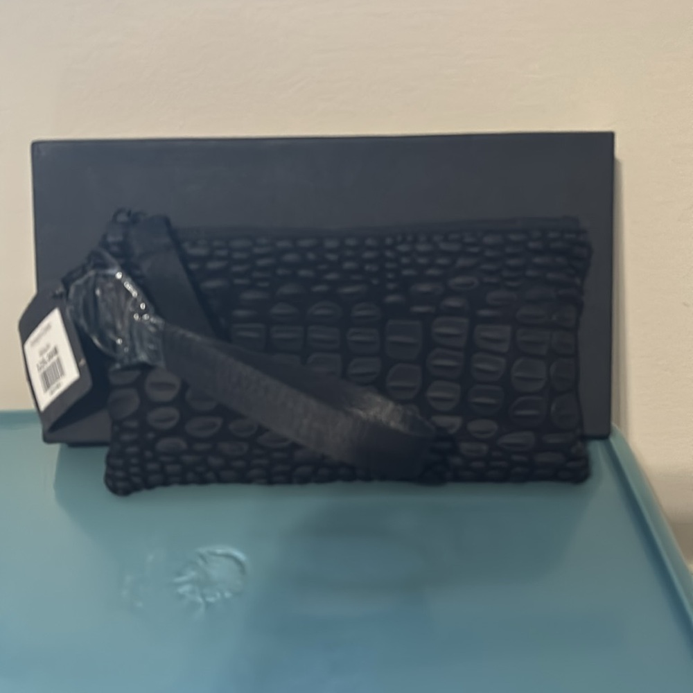 Daniella Lehavi Tokyo pouch NWT - Picture 2 of 3